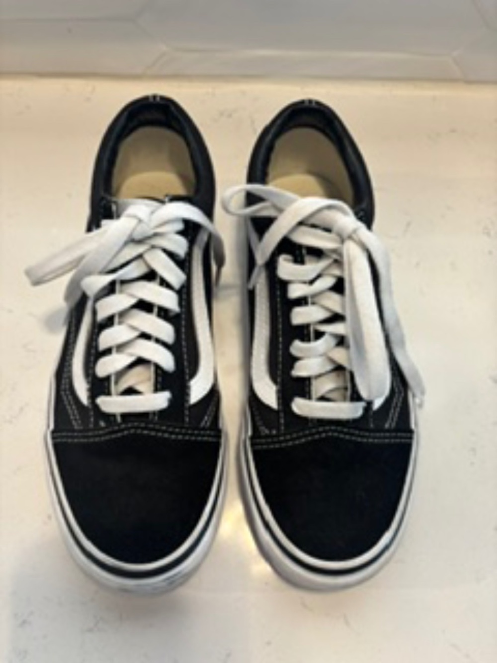 Vans Old Skool Skate Shoes Black/White Size 6.5 (Very Good Condition)